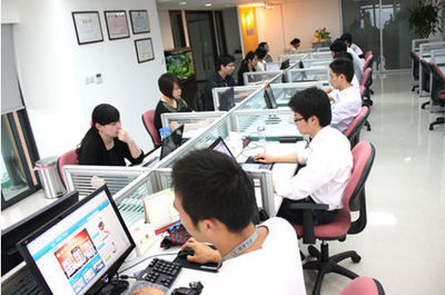 中小旅游企業(yè)電子商務(wù)建設(shè)新思路 /br --專(zhuān)訪上海旅業(yè)互動(dòng)信息技術(shù)總經(jīng)理莊嚴(yán)_新浪網(wǎng)